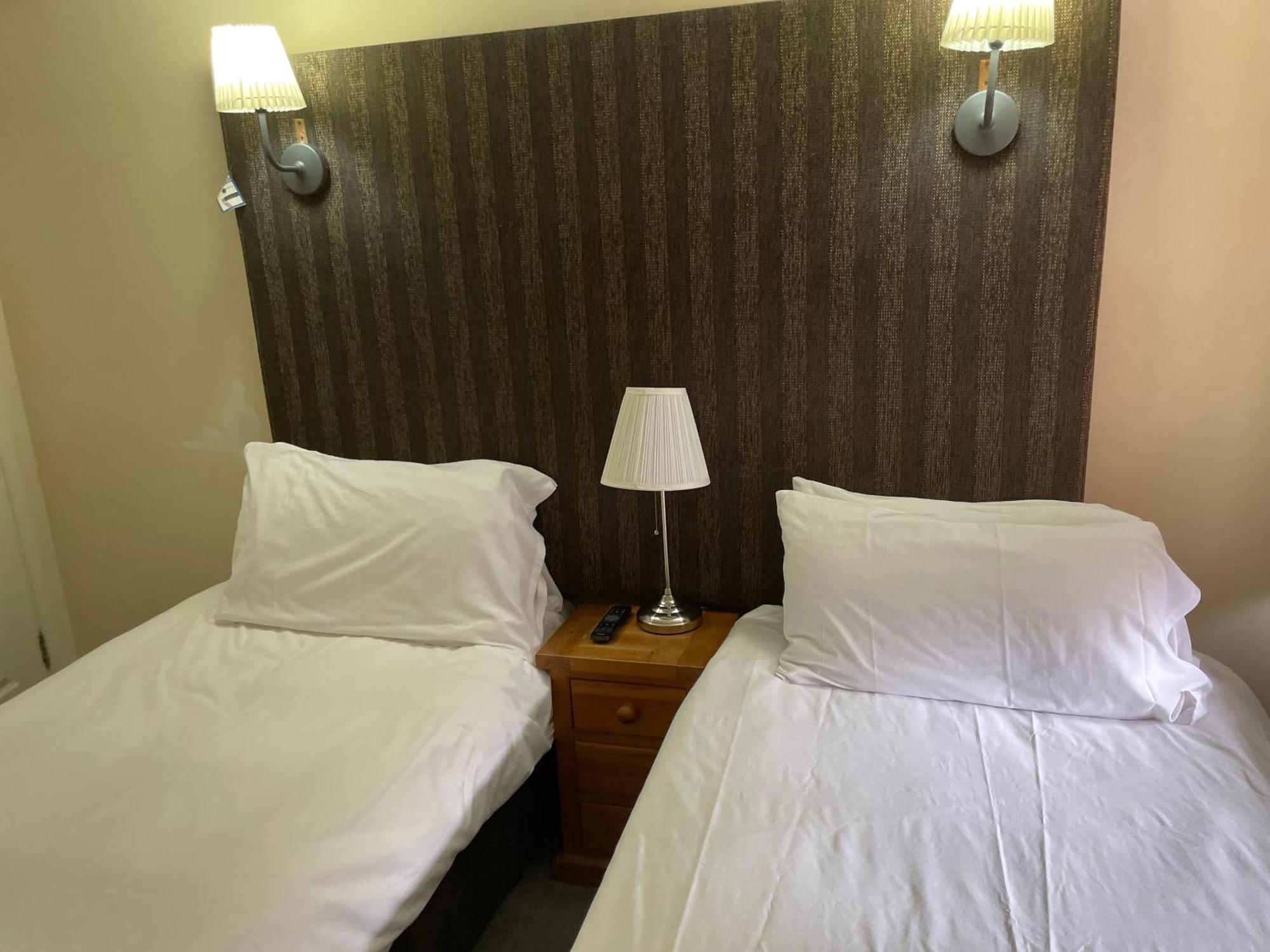 Bridge Farm Guesthouse Rooms Dundry Εξωτερικό φωτογραφία