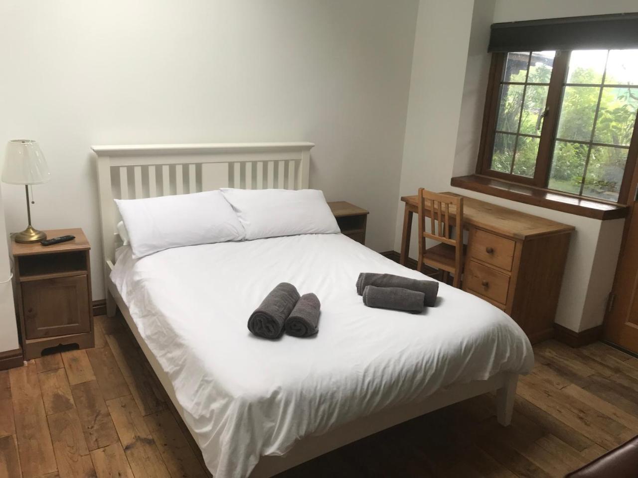 Bridge Farm Guesthouse Rooms Dundry Εξωτερικό φωτογραφία